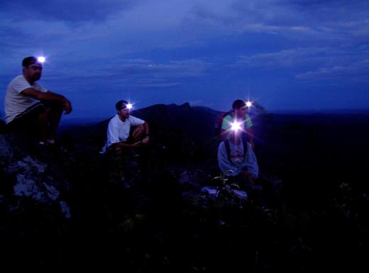 caminhada noturna, Tiradentes (MG)