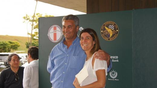 Exposição Porsche - Alberto Lenz Cesar e Gisele Maffei -ganhadora