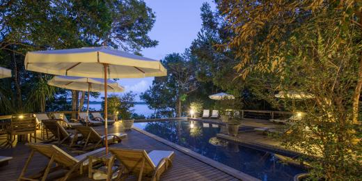 Anavilhanas Lodge - piscina - crédito Marcelo Isola