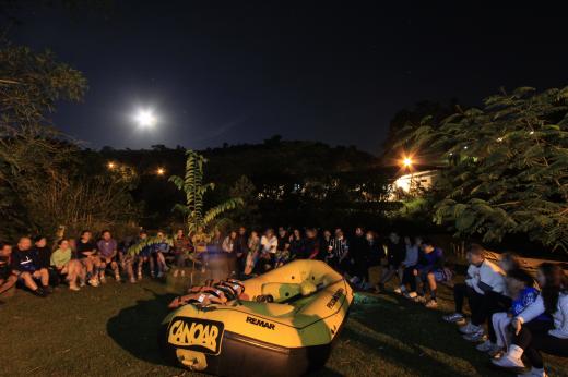 Rafting noturno em Socorro (SP)