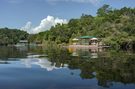 Anavilhanas Jungle Lodge (AM) - flutuante de lazer - foto Johannes Compaan