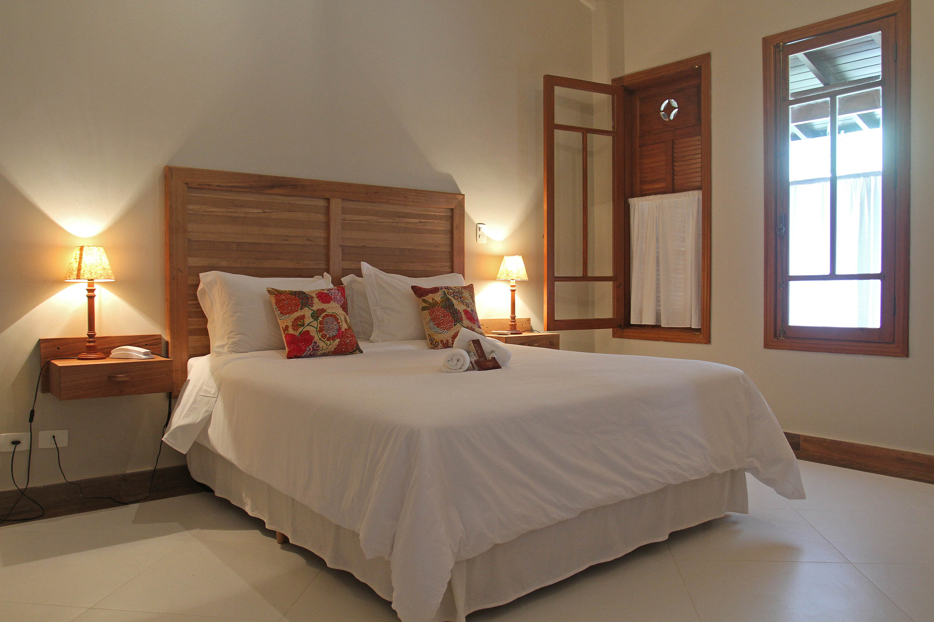 Villa Bebek Hotel - Camburizinho - São Sebastião (SP)